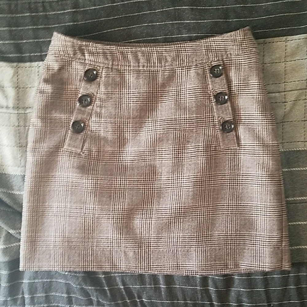 High waisted skirt